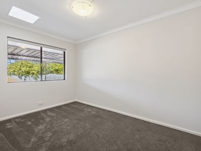 16 Chester Place, Beechboro
