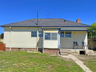 18 Gilchrist Street, Blayney