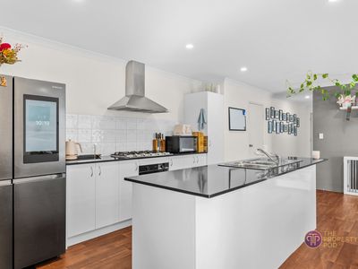 42 Firebrand Grove, Baldivis