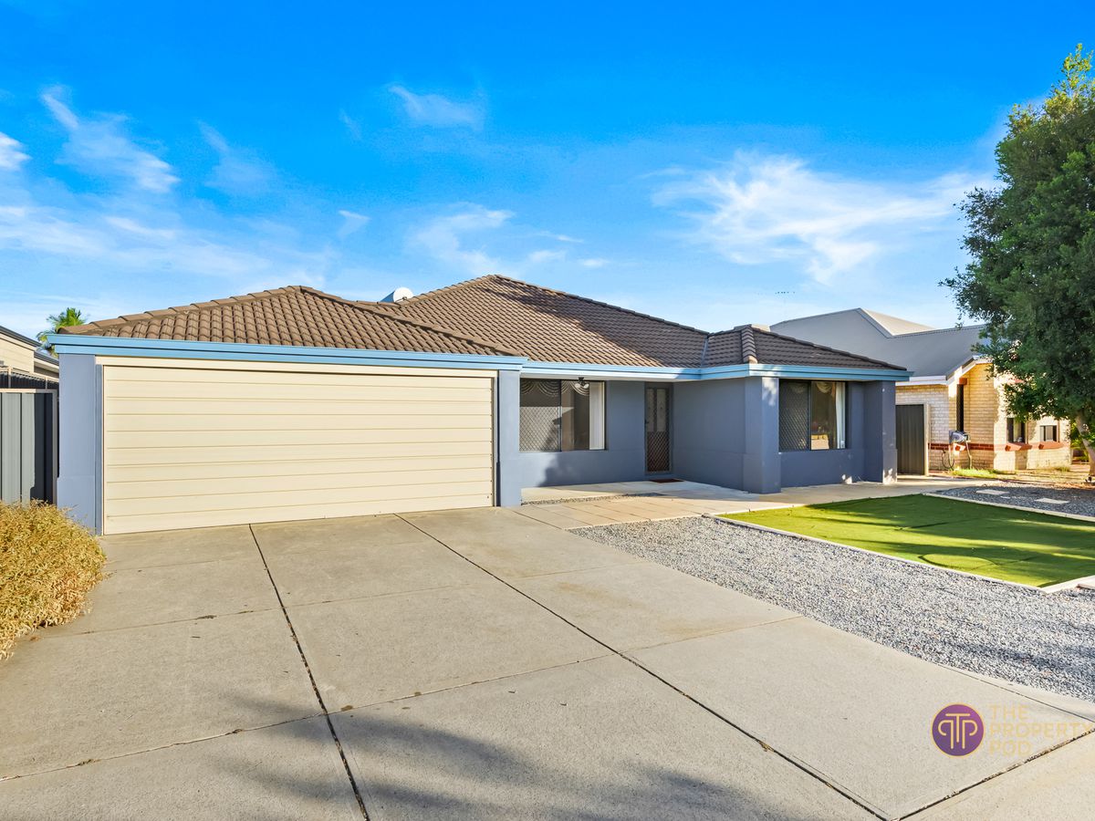 42 Woodside Loop, Beckenham