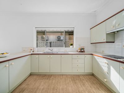 94 Brookdale Street, Floreat
