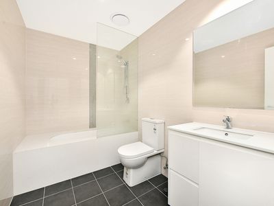 431 / 4 Nipper Street, Homebush