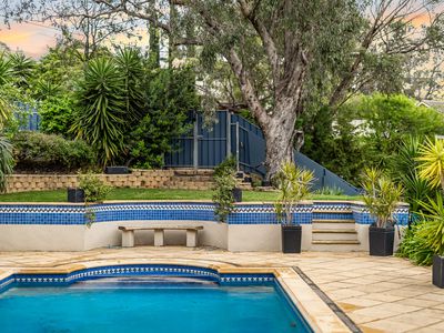2 Nunyara Crescent, Belair