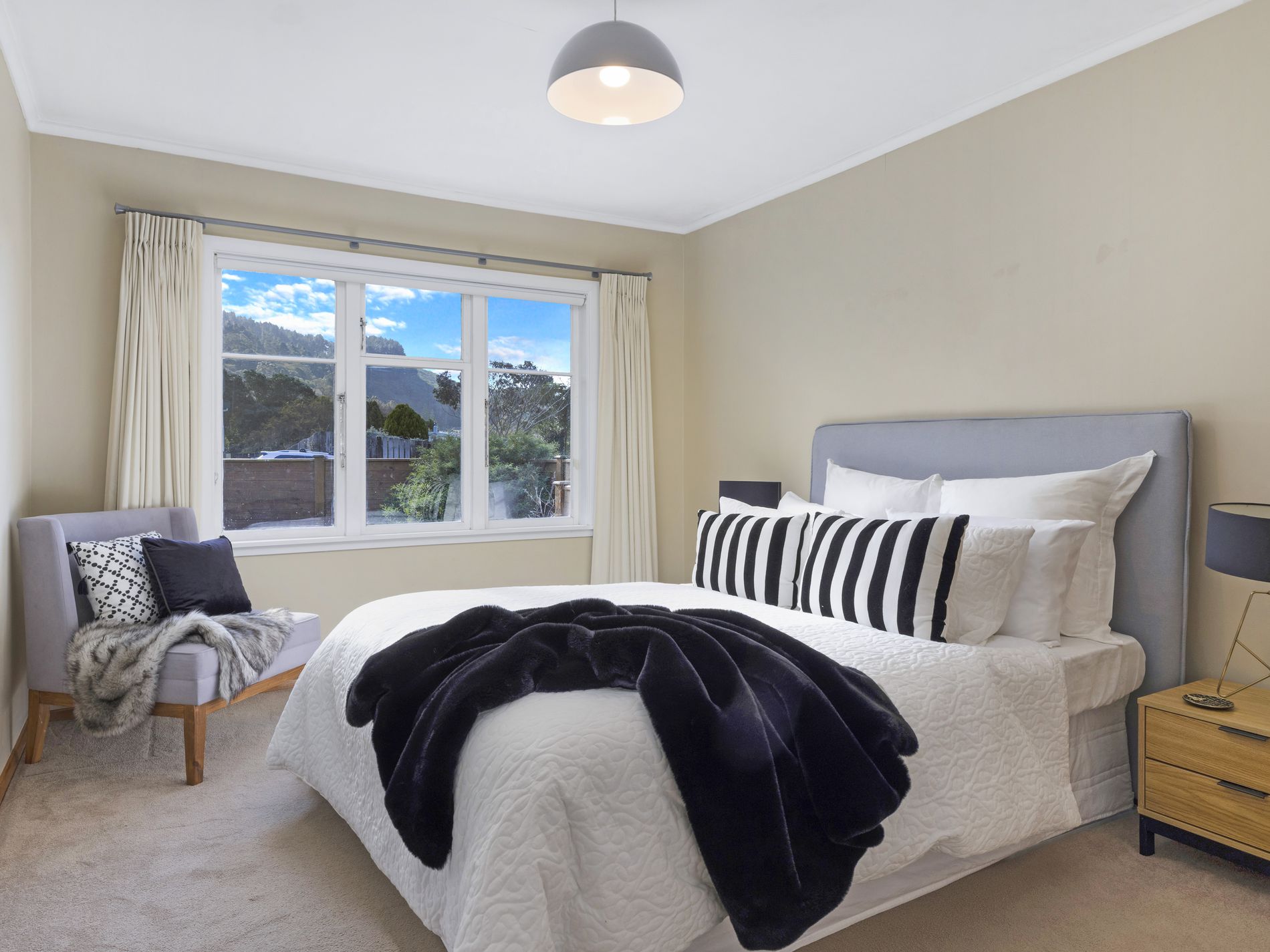 9 Woodstock Terrace, Tawa
