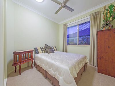 32 Higgs Circuit, Wynnum West