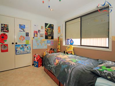 11 Macina Place, St Clair