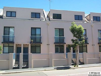 5 / 2A Pyrmont Bridge Road, Camperdown