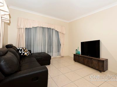 40 Viewpoint Dr, Springfield Lakes