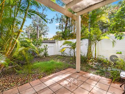 2 / 100 Cotlew Street East,, Southport