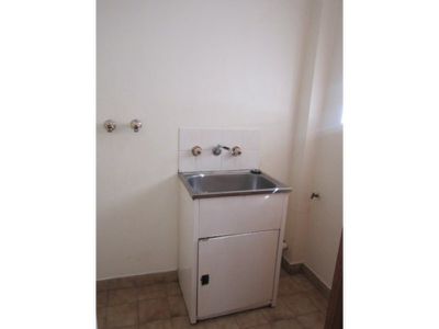 4 / 9 Melinda Grove, Lake Heights