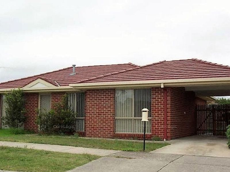 6 Amber Drive, Hampton Park