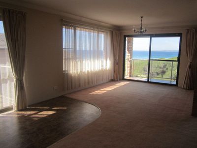 3 / 11 Surfside Drive, Port Kembla