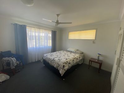 637 Boat Harbour Drive, Urangan