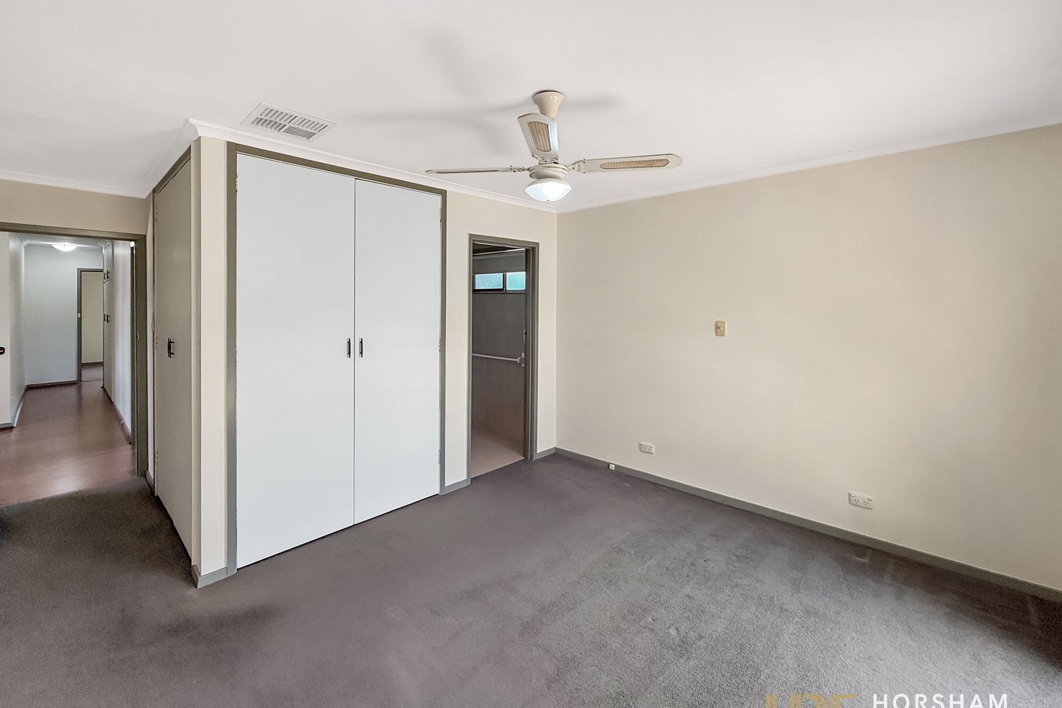 11 Dougherty Street, Horsham