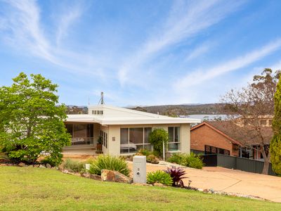 8 John Penn Avenue, Merimbula