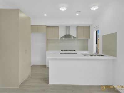 30 Greyhound Drive, Wyndham Vale