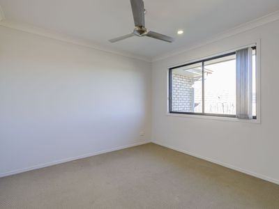 14 Sapphire Place, Pimpama