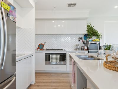 12 Pavarotti Vista, Hammond Park