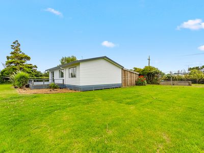 331 South Head Road, South Head, Helensville
