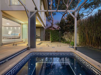 100 Matson Crescent, Miranda