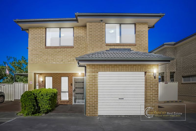 7 / 61 Portico Parade, Toongabbie