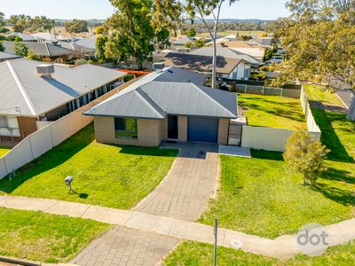 8 Alkira Street, Dubbo