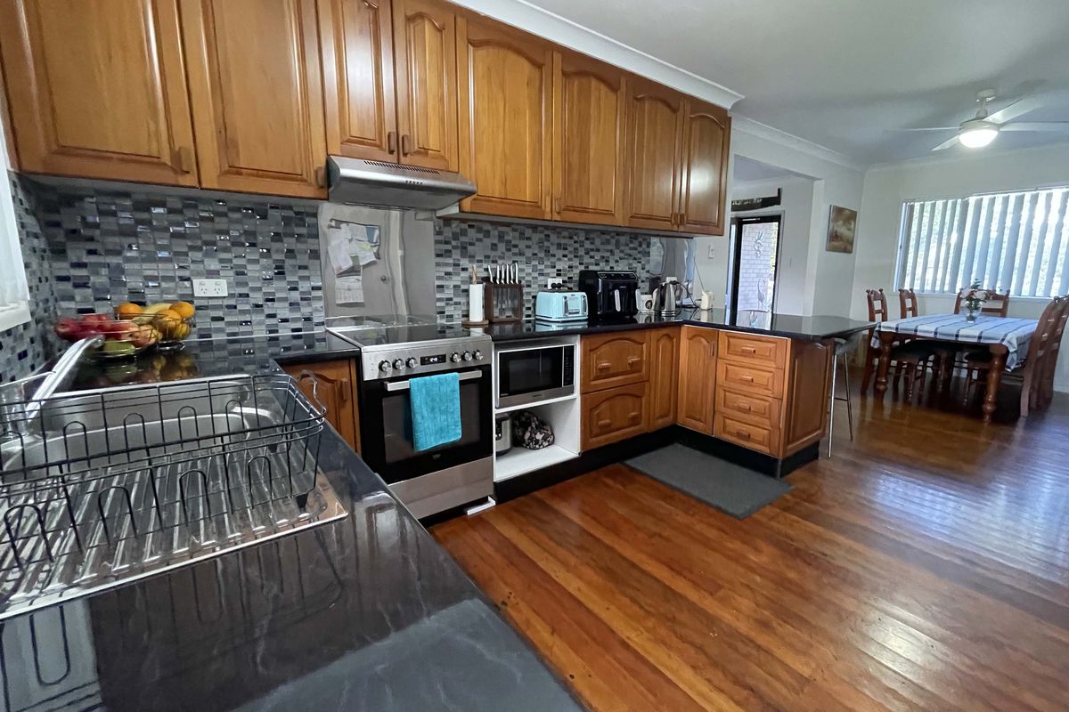 7 East Combined Street, Wingham
