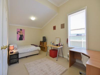 15 Bourke Street, Piccadilly