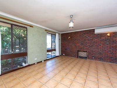 46 Dorchester Avenue, Warwick