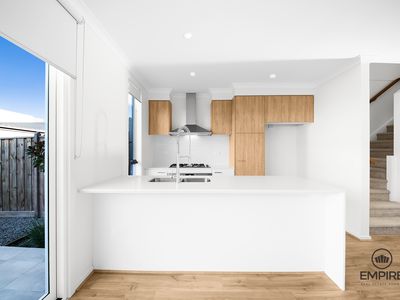 12 Portobello Boulevard, Clyde North