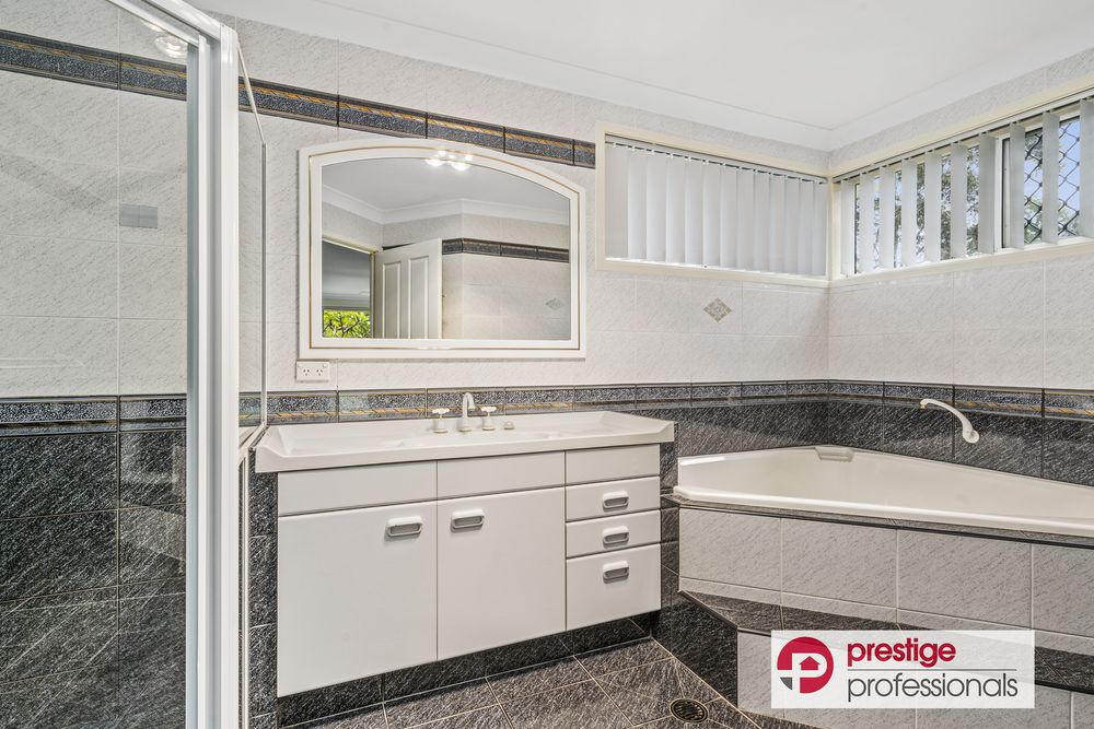 18 Tivoli Court, Wattle Grove