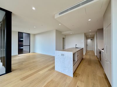 502 / 137 Anzac Parade, Kensington