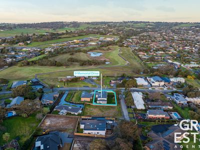 9 Memorial Drive, Narre Warren North