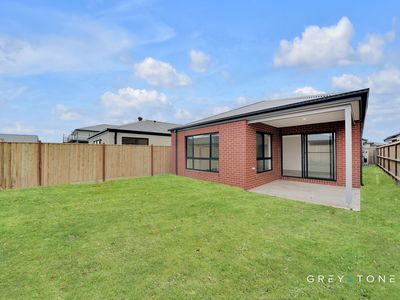 32 Crotone Avenue, Deanside