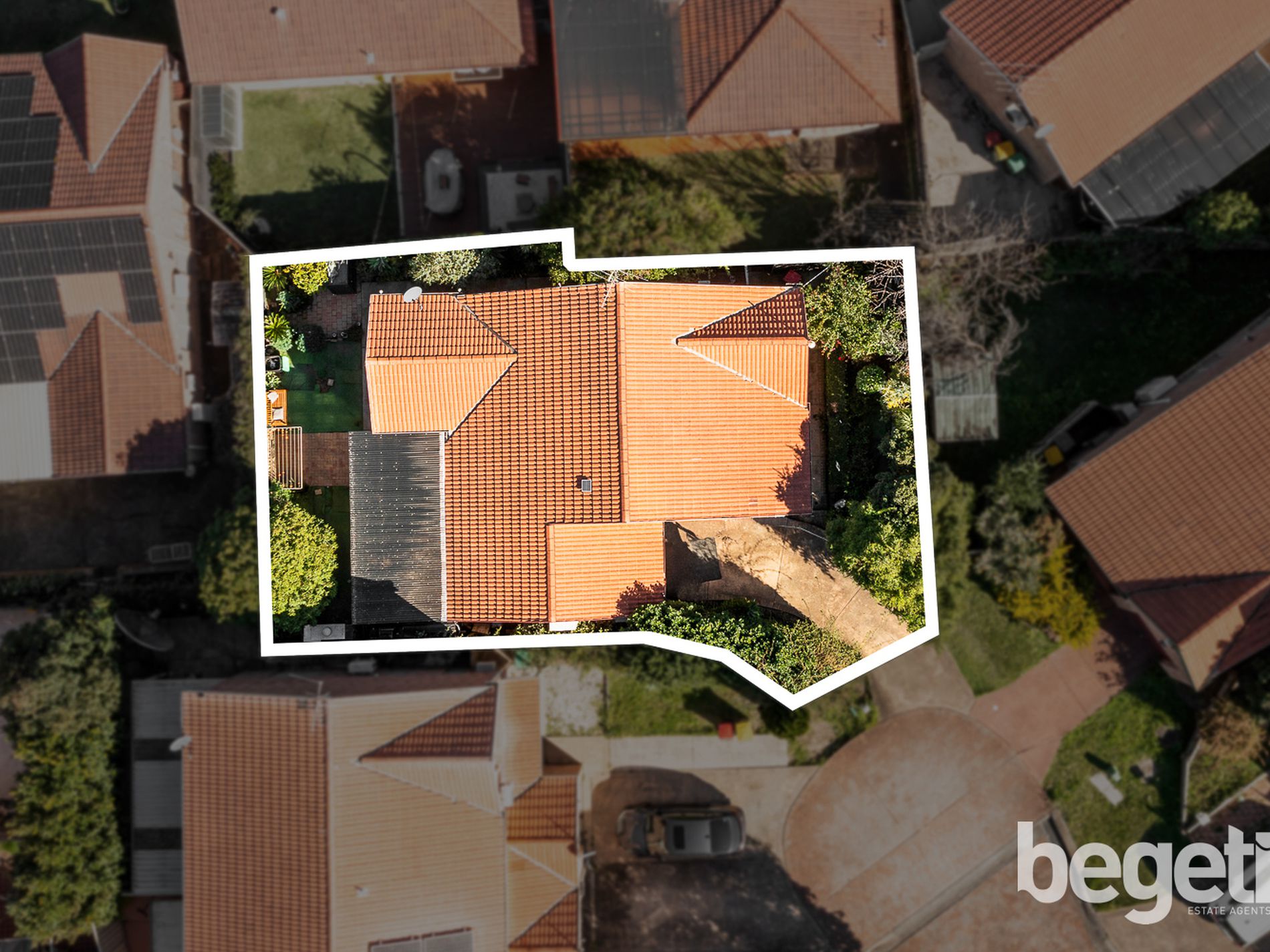 8 Tristania Grove, Greenacre