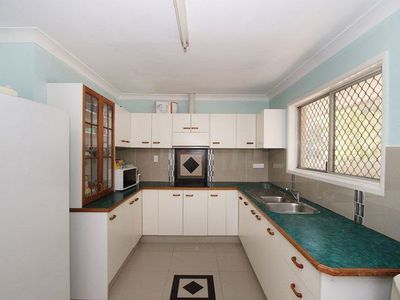 42 Elizabeth Cres, Goodna