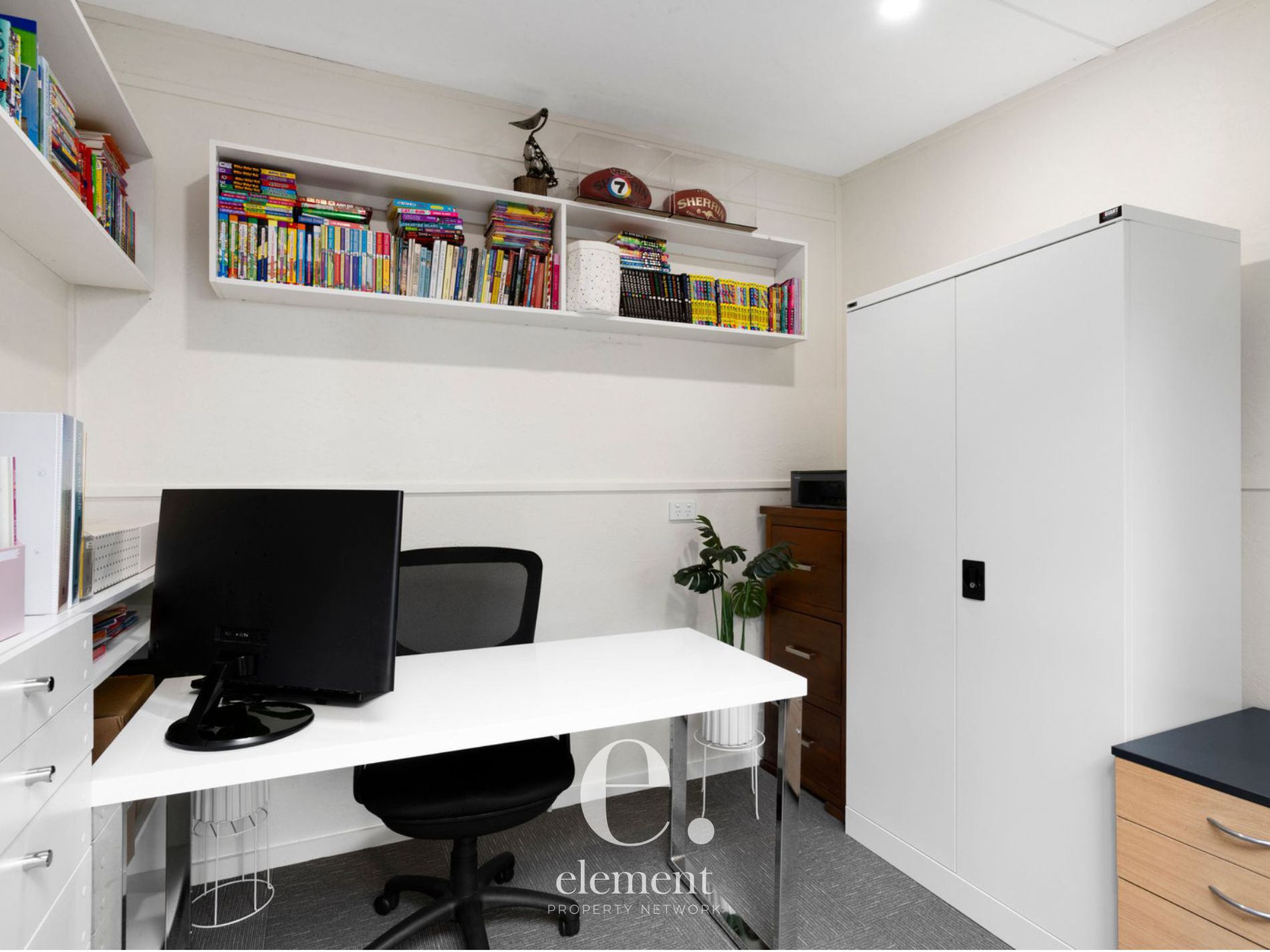 59 Laura Avenue, Belmont