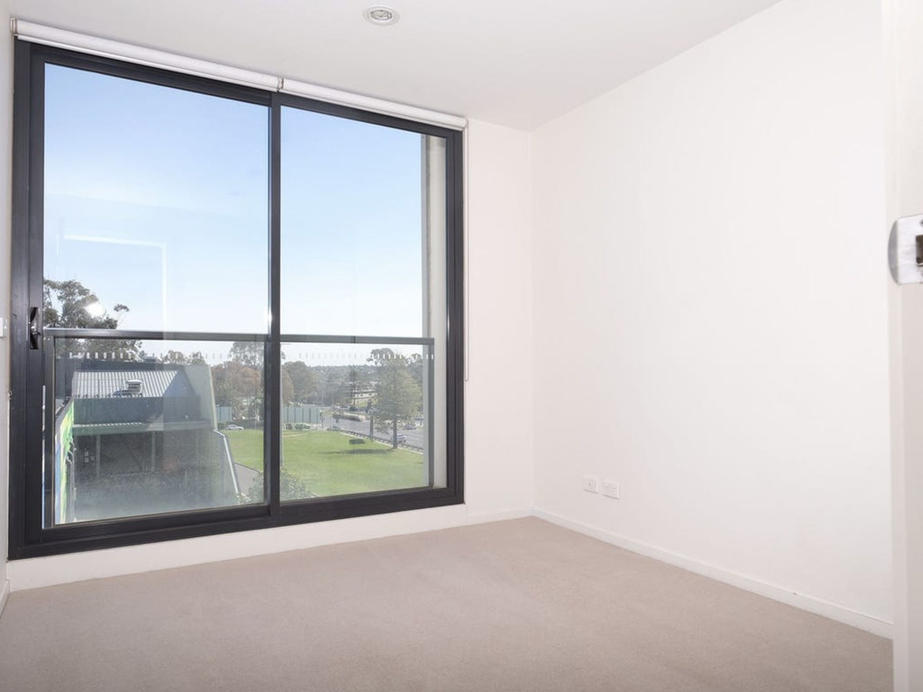 209 / 8 Copernicus Crescent, Bundoora