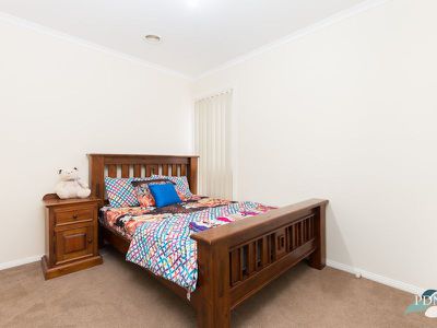 7 Hampshire Court, Tarneit