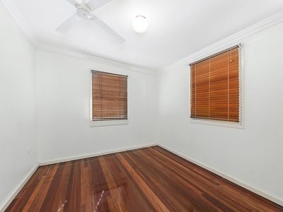 7 Molloy Street, Silkstone