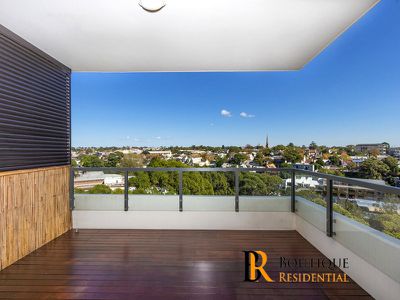 901 / 7 Sterling Circuit, Camperdown