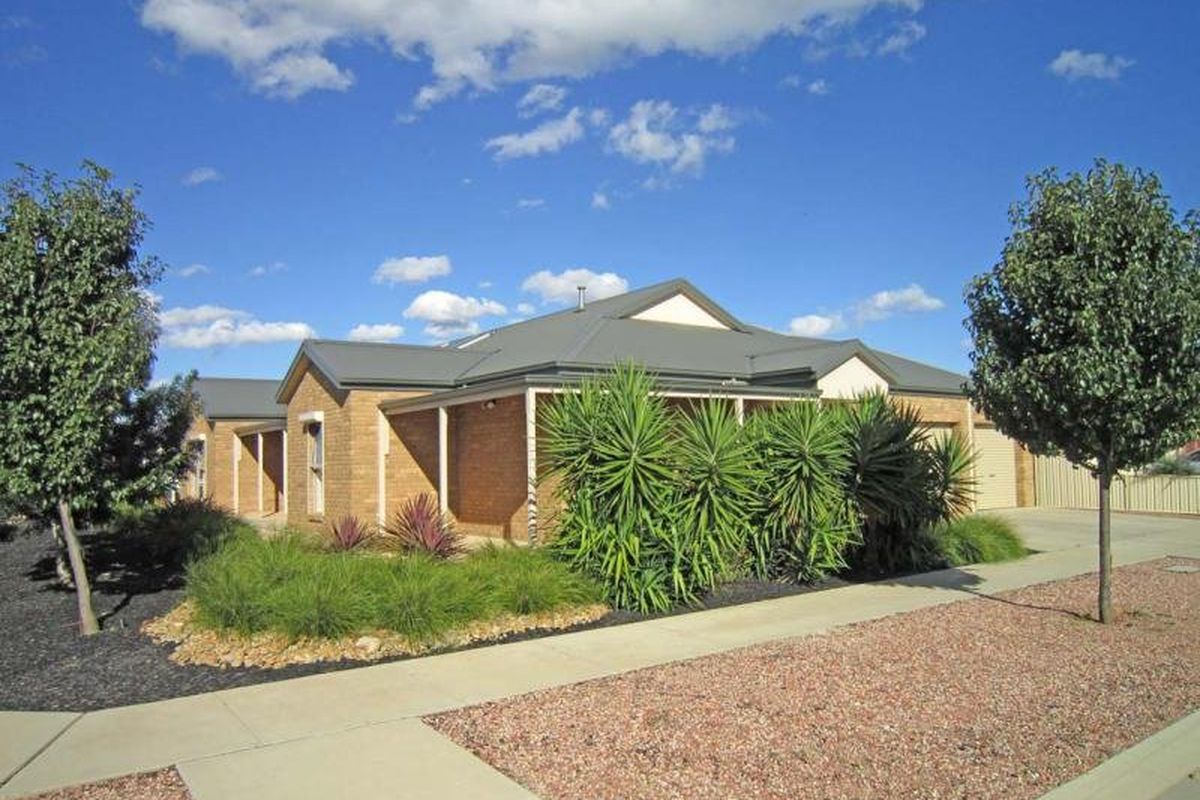 6 McLennan Close, Kyabram