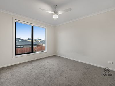 31 Guisard Way, Clyde North