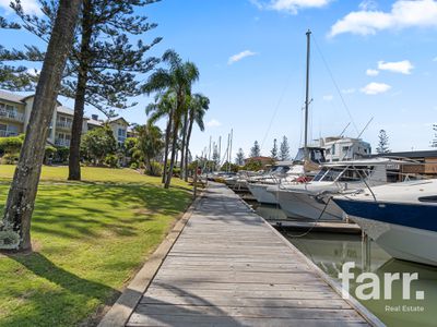 12 / 37 Bayview Street, Runaway Bay