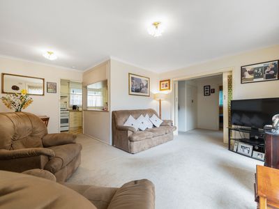70 Ashleigh Avenue, Frankston