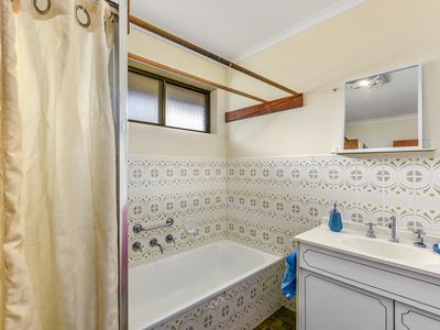 8 Academy Drive, Millicent