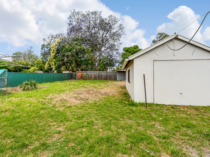 27 Riverview Street, North Richmond