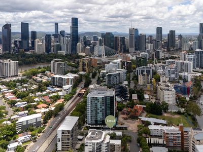 2 / 45 Thorn Street, Kangaroo Point