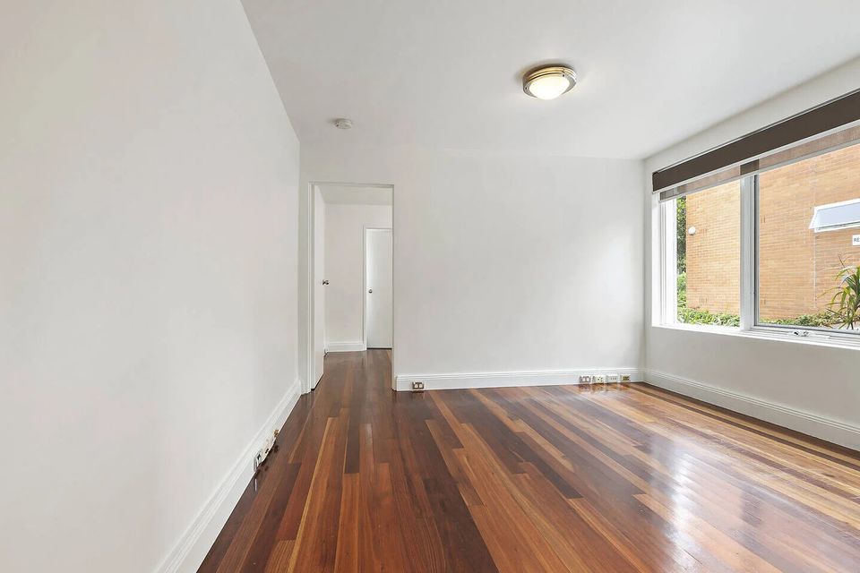 4 / 5 McGrath Court, Richmond