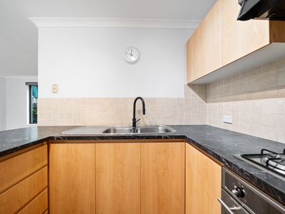 15C Gretham Road, Westminster